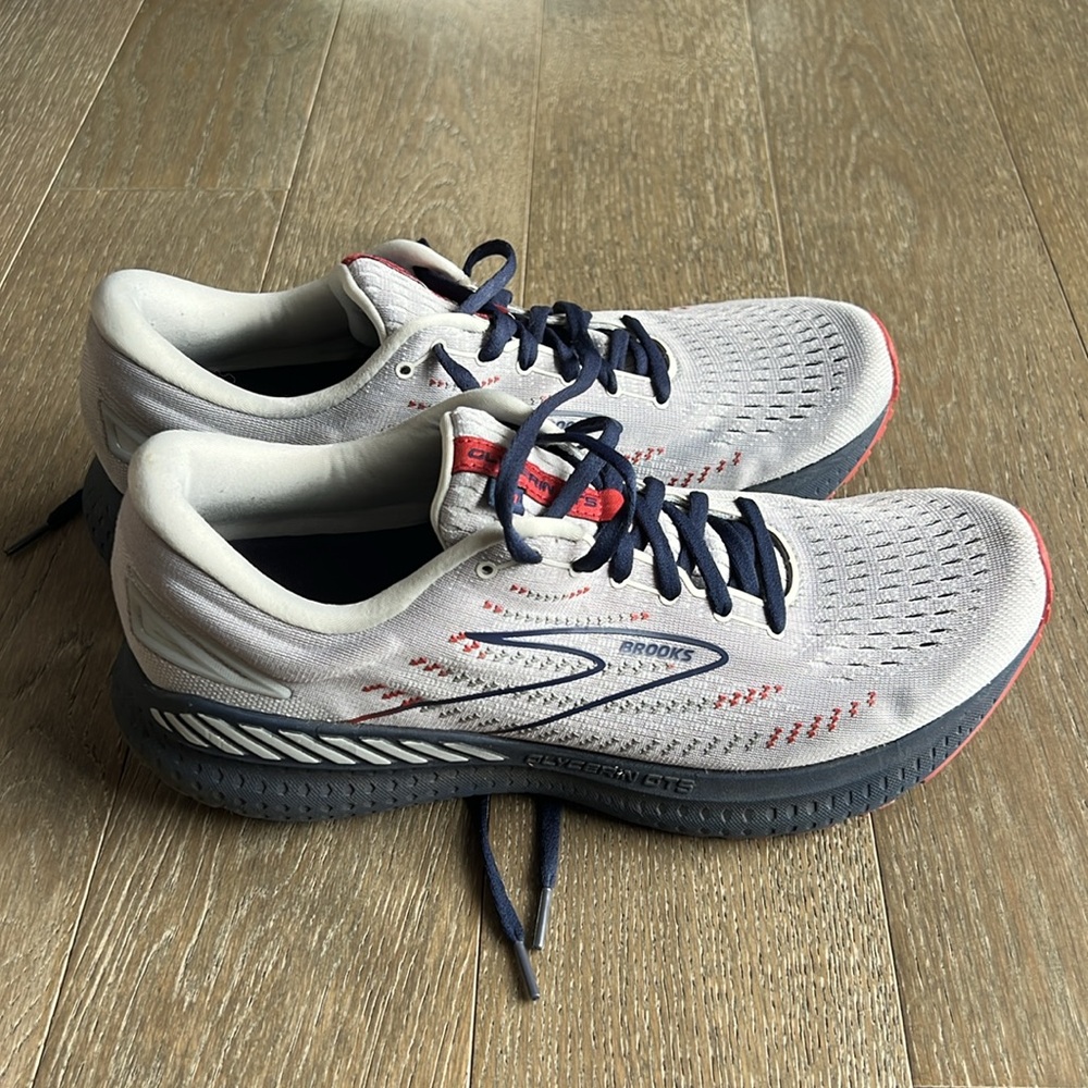 Brooks Glycerin GTS men’s size 11.5
